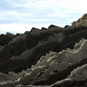 Expertos en suelos y aguas contaminadas. Evaluamos riesgos y ejecutamos remediaciones con garantía técnica y calidad certificada.