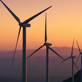 Participación activa en encuentros sectoriales y competiciones técnicas para impulsar innovación, visibilidad y liderazgo en sostenibilidad.