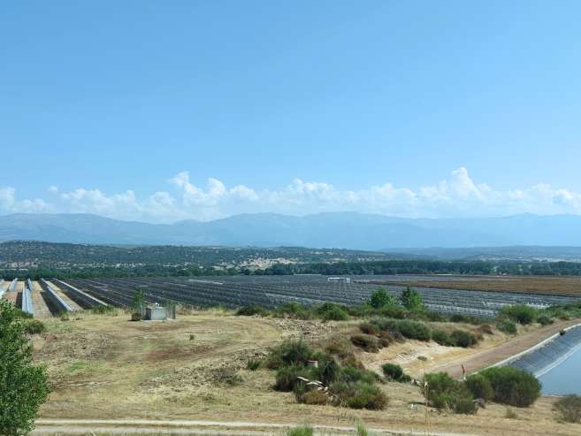 Once the amount has been determined, the operator must provide the guarantee by means of insurance, security or technical reserve and notify the competent administration through a declaration of responsibility.