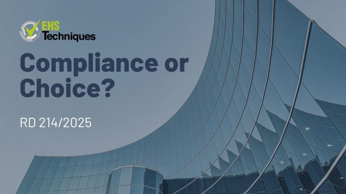 Infographic about RD 214/2025 mandatory carbon footprint requirements for companies in Spain